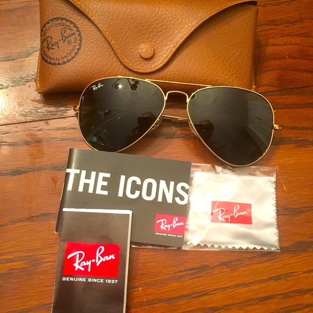 Ray Bans, New in case